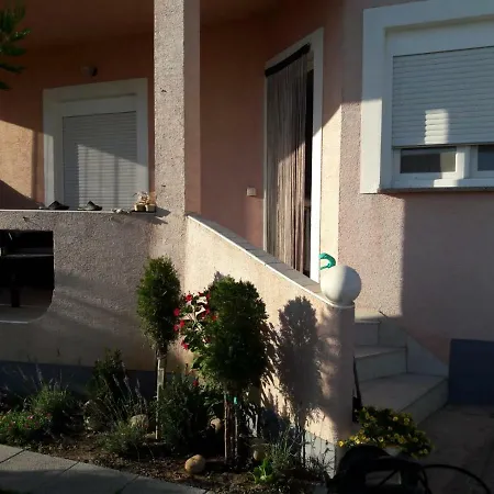 Apartman Duda Apartamento Pakoštane